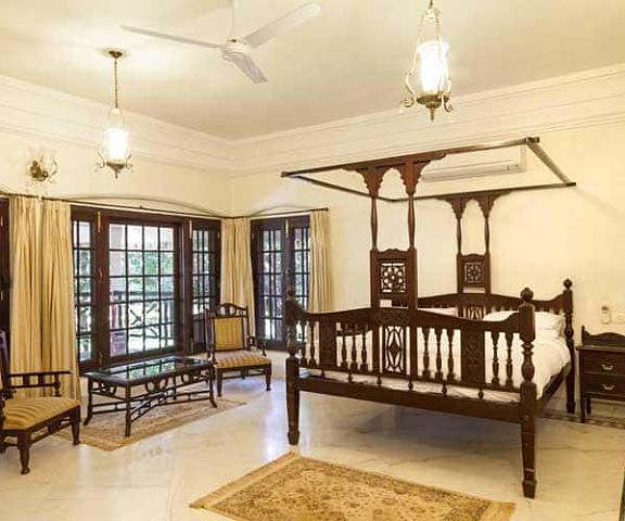 Welcomheritage Golf View Madhya Pradesh Pachmarhi Victorian Suite Room 1